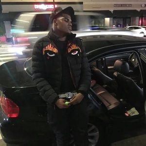 Meet your Posher, Camron